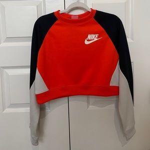 Nike Cropped Sweatshirt